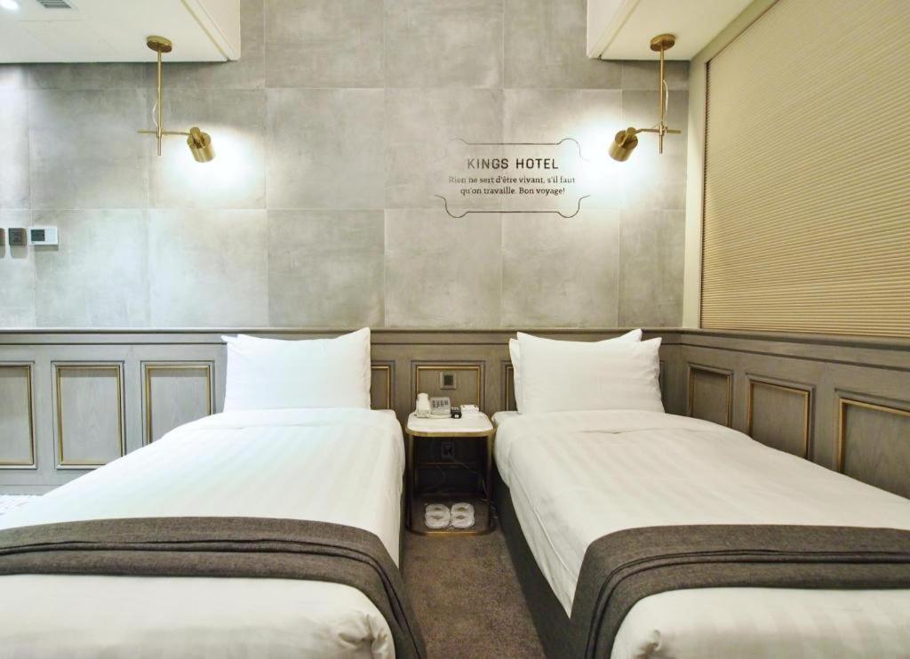 King's Hotel 3*